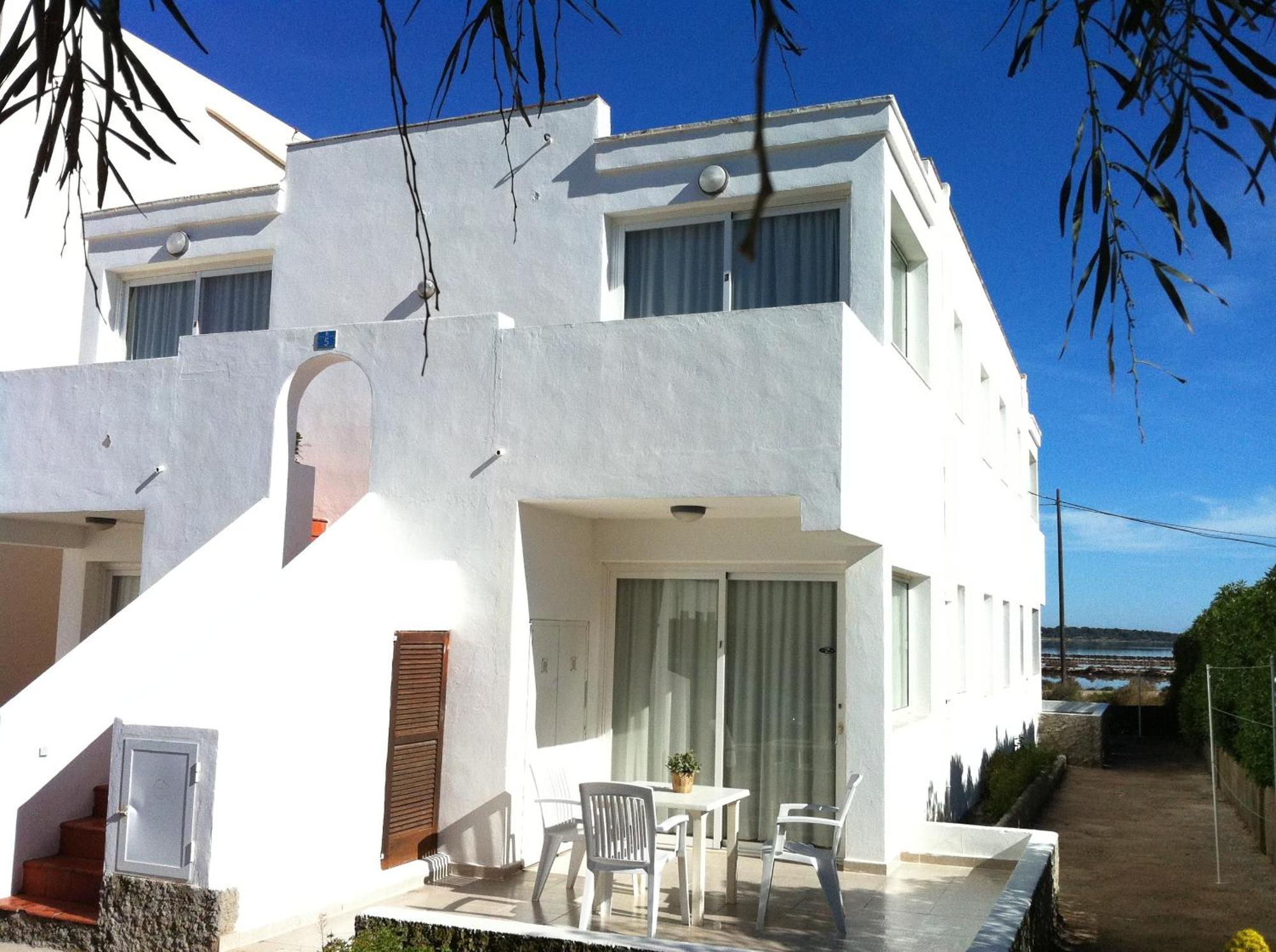 Apartamentos Eugenio la Sabina La Savina  Luaran gambar