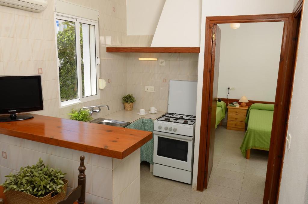 Apartamentos Eugenio la Sabina La Savina  Bilik gambar