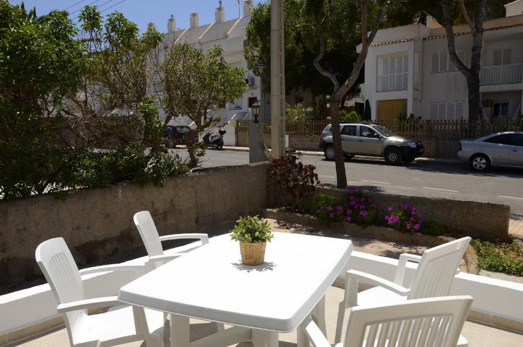 Apartamentos Eugenio la Sabina La Savina  Luaran gambar