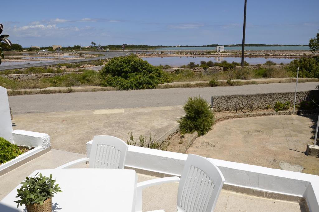 Apartamentos Eugenio la Sabina La Savina  Luaran gambar